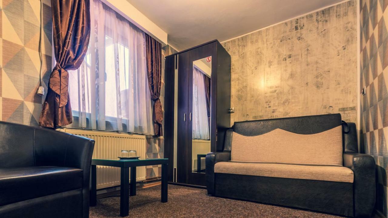 Pensiunea Hermannstadt Bagian luar foto